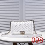 激安シャネルバッグコピー